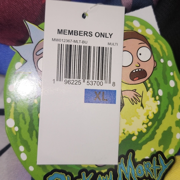 Rick and Morty Hoodie Size XL Members Only by Adult Swim. Graphic design hood - Picture 9 of 9